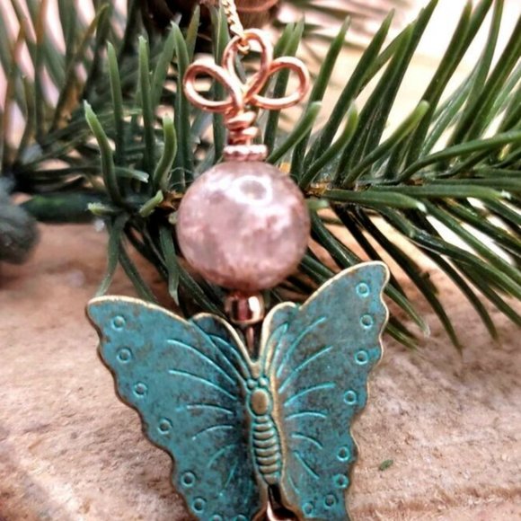 Unique Nature Plum Blossom Rutilated Bead With Bass Butterfly Pendant Necklace - Picture 4 of 10